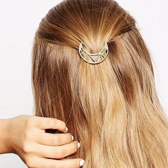 3/$30 Geometric Moon Hair Clip - Picture 3 of 7